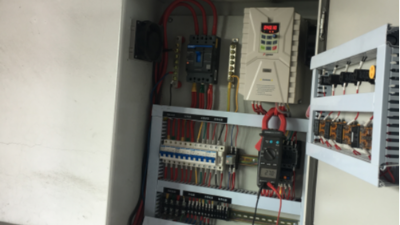 變頻器上電無顯示故障怎么處理？變頻器廠家德瑞斯告訴你